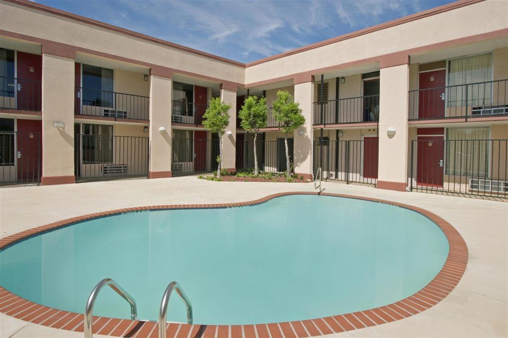 Quality Inn Starkville Exterior foto
