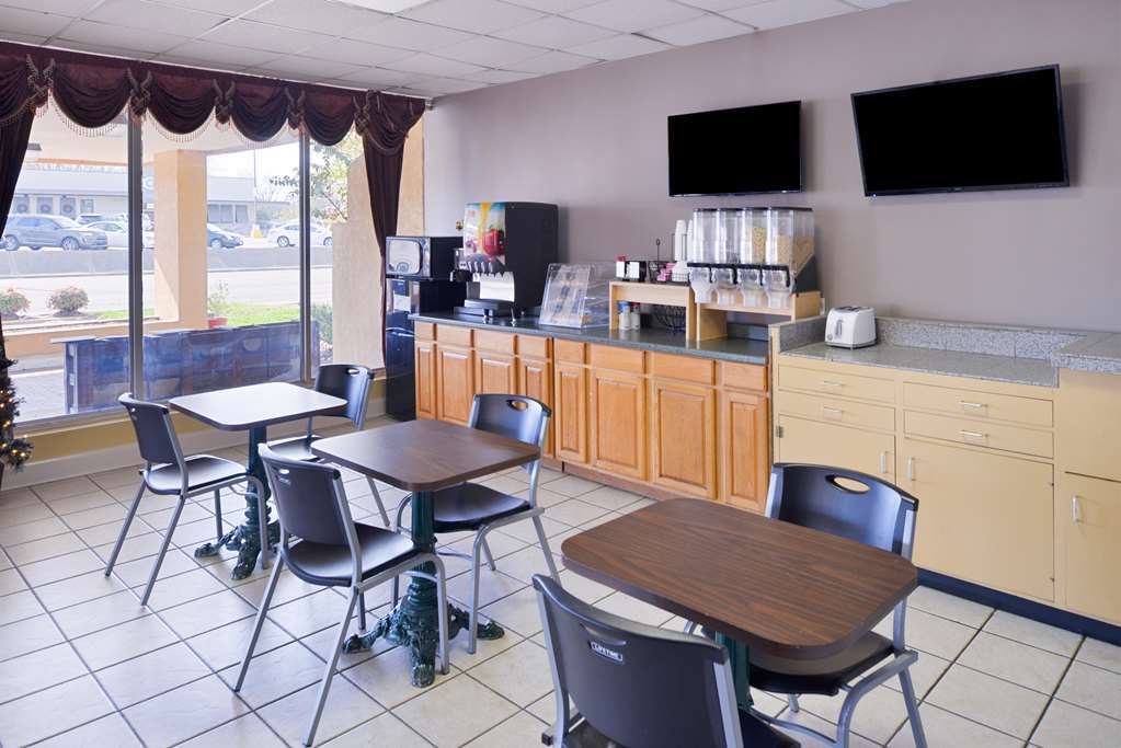 Quality Inn Starkville Exterior foto